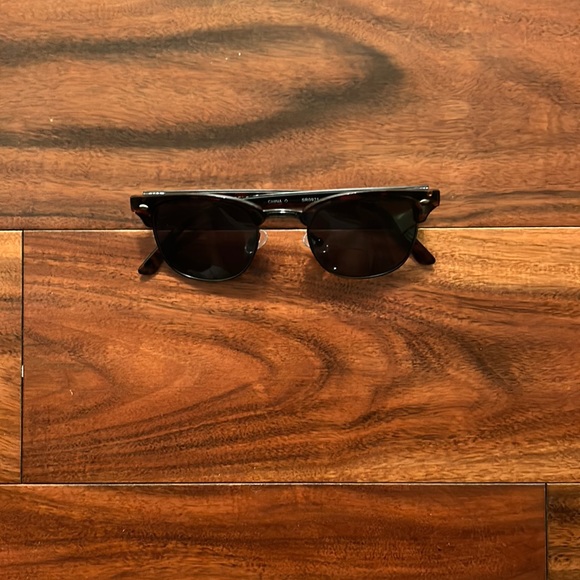 Sunglasses - Picture 1 of 2